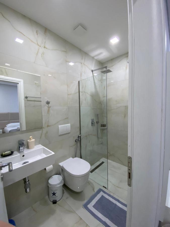Edina By Hp Hotel Sarande Exterior photo
